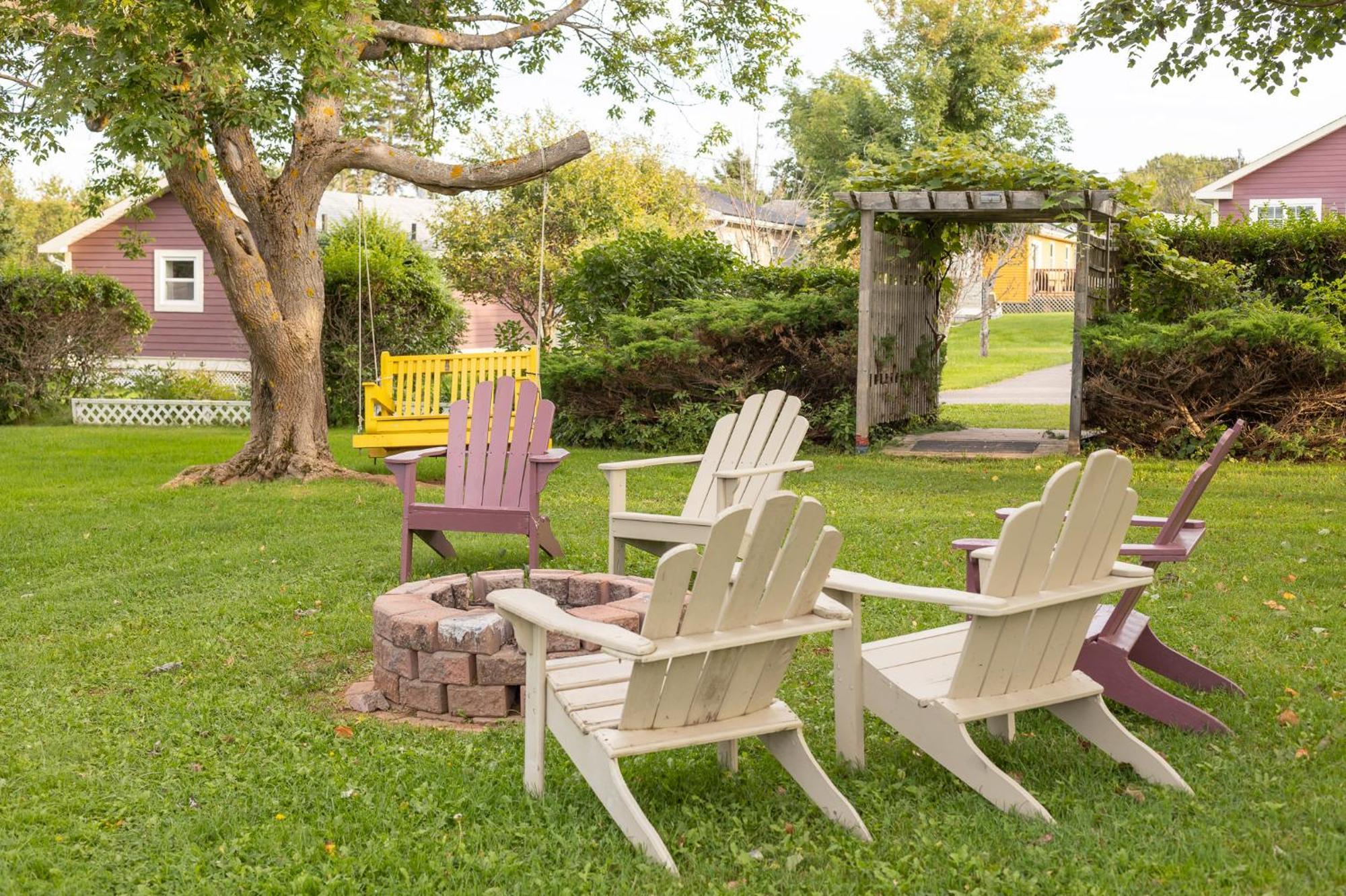Avonlea Cottages Cavendish Exterior photo