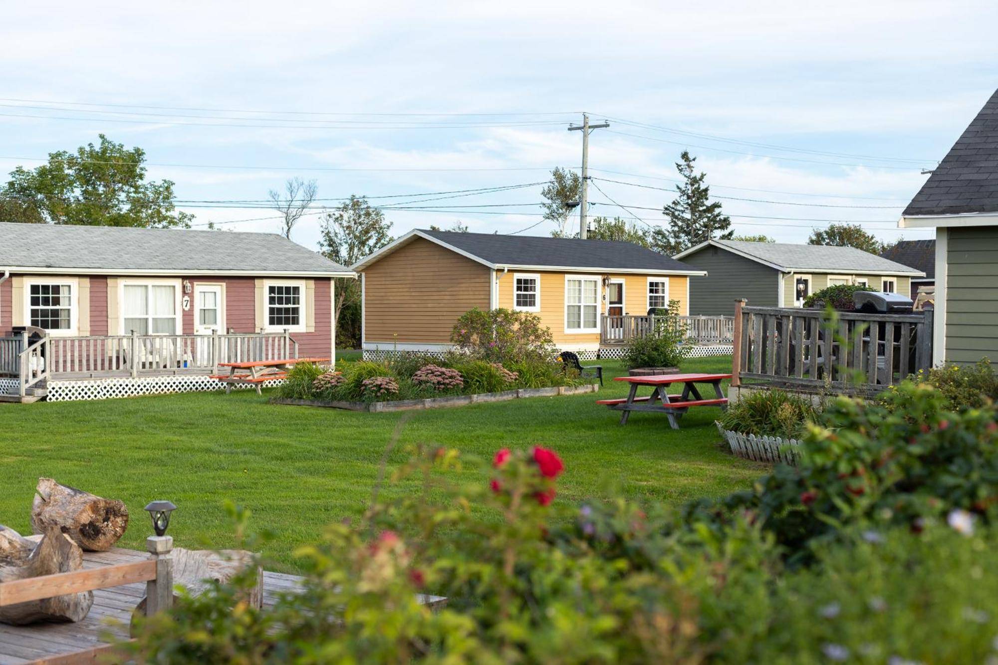 Avonlea Cottages Cavendish Exterior photo