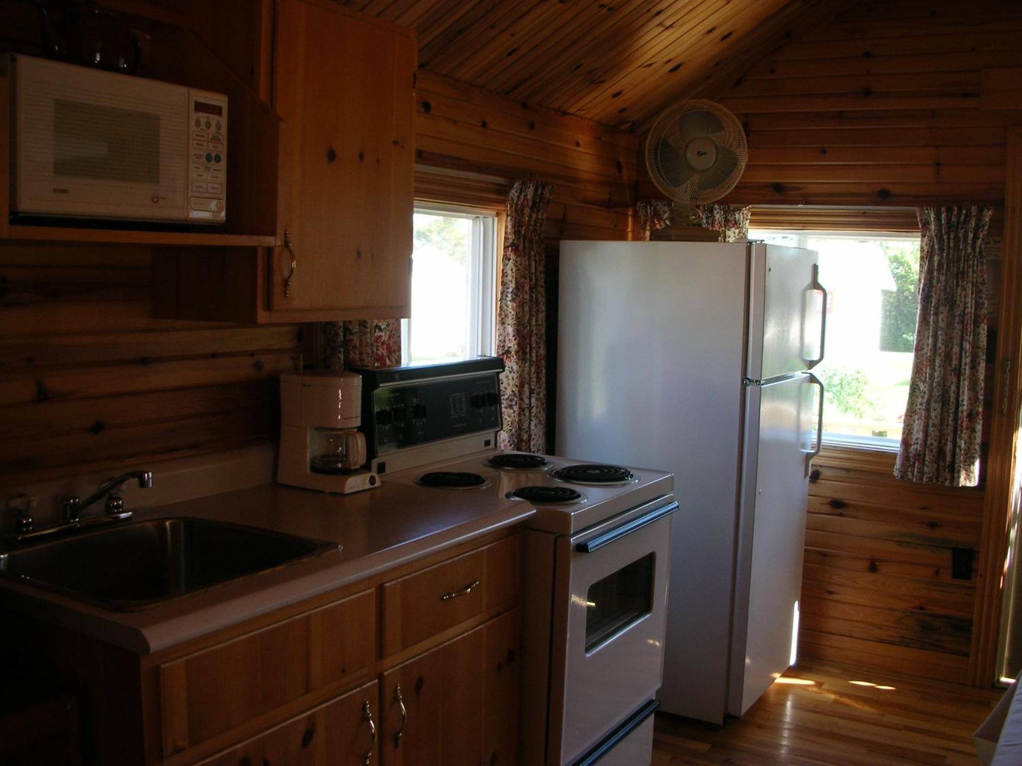Avonlea Cottages Cavendish Room photo